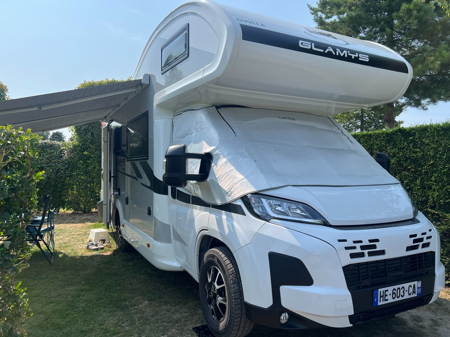 Glamys 322 – auvent déployé